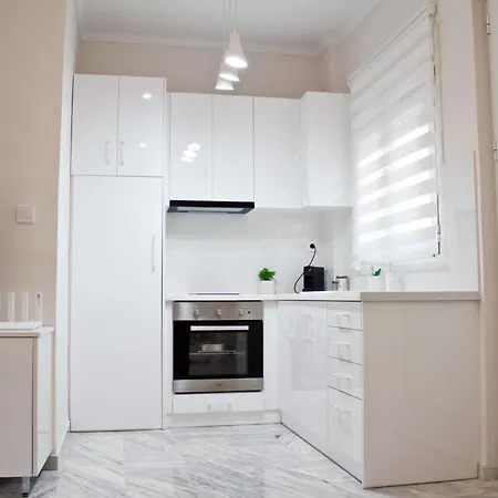 Apartmán Ermis Mini # 01 *